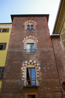 Torre dei Roero di Monteu ad Asti