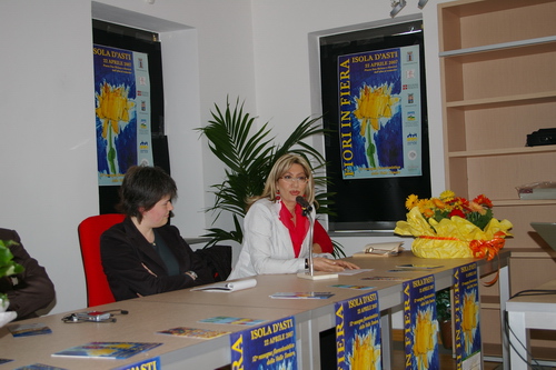 Convegno  "I fiori nella alimentazione: una opportunità per valorizzare il territorio astigiano",  Isola d Asti,  22 aprile 2007 - Dott.ssa Caterina Calabrese.