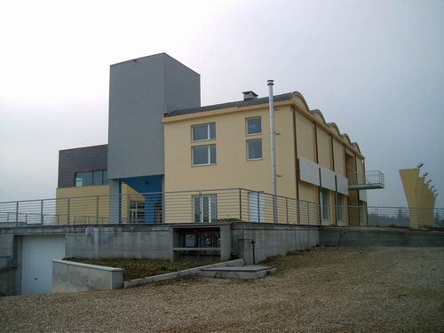 Centro congressi di Isola d'Asti - Sede del Seminario sulle peonie (Foto di Rino Simoncello)