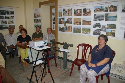 FOTO DELL'INUGURAZIONE NUOVA SEDE OSSERVATORIO del paesaggio presso l'ex-Stazione Ferroviaria di Chiusano d'Asti - Marisa Varvello.