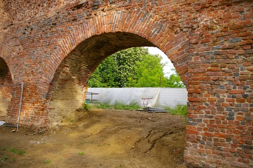 Visita guidata alle Antiche Mura della Città di Asti nell'ambito della Rassegna Verdeterra 2007.