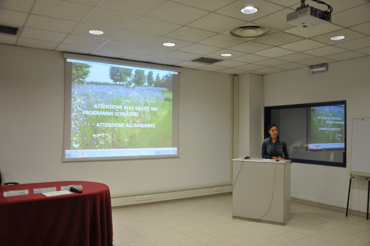 Relazione della Prof.ssa Sabrina Gamba (Istituto Tecnico Agrario "G. Penna" di Asti) su "Esperienze formative in campo agrario nella gestione del Parco della Salute".