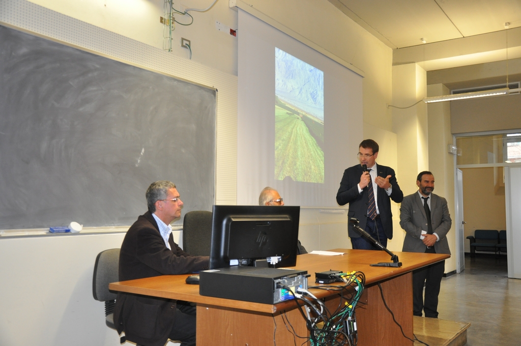 Saluto introduttivo da parte del Vice Sindaco di Asti, Avv. Davide Arri [Foto di Francesco Devecchi].