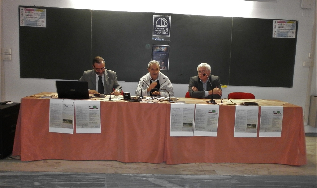 Moderatore della Sessione - Il verde urbano e rurale: costo o investimento? Dott. Paolo Odone, già Direttore del verde pubblico della Città di Torino [Foto di Paola Grassi].