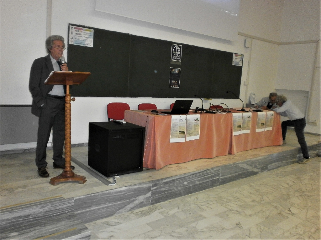 Relazione del Dott. Ernesto Doglio Cotto, Vice-presidente Ordine Dottori Agronomi e Forestali, su "La gestione dei contesti agrari: lo strumento dei Regolamenti di Polizia rurale".