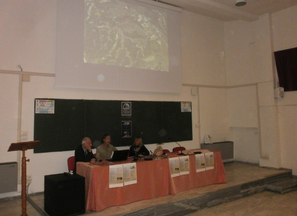 Relazione della Prof.ssa Paola Grassi, editor, su "Io coltivo  il mio giardino" [Foto di Claudio Accomo].