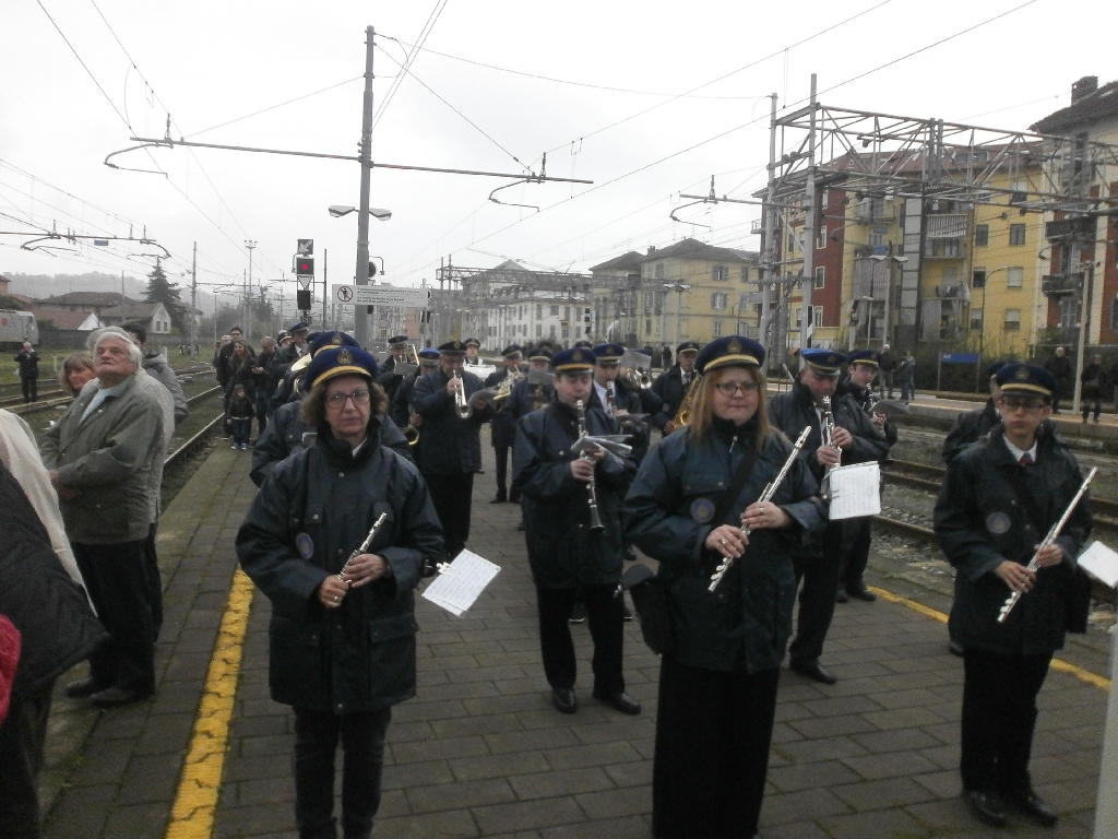 Banda musicale in onore dell arrivo e partenza del Treno storico a vapore.