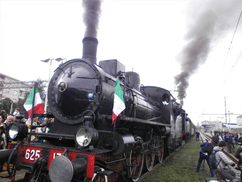 Ripartenza per Canelli e Nizza Monferrato del Treno storico.