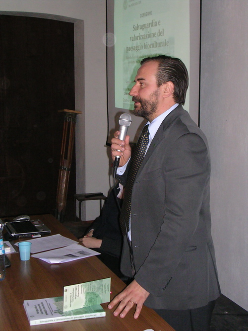 Moderatore: Prof. Marco Devecchi (Università di Torino).