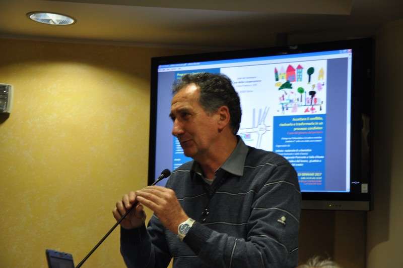 Conclusione dei lavori del Convegno da parte di Don Flavio Luciano (Direttore PSL del Piemonte e della Valle d Aosta).