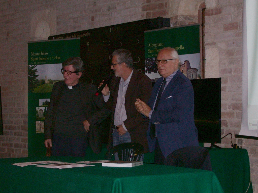 Moderazione dei lavori del Convegno da parte di Francesco Scalfari, Direttore del Polo Universitario astigiano ASTISS.