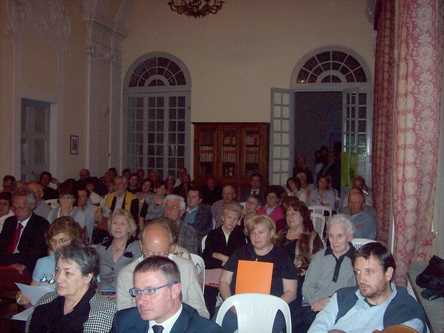 Pubblico presente in sala al Secondo incontro degli Stati generali del Paesaggio astigiano a Rocca d'Arazzo - Sabato 10 maggio 2008.