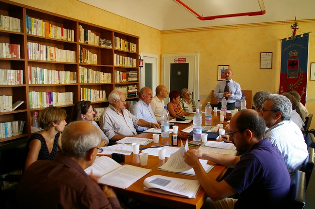  Veduta dei partecipanti all'incontro di firma del protocollo d'intesa tra gli Osservatori del paesaggio piemontesi presso il Municipio di Villadeati.